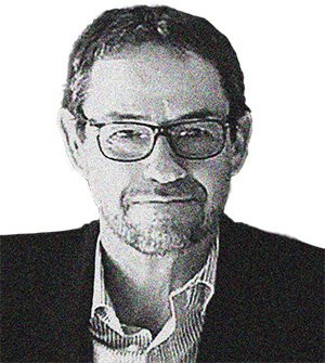 profesror Oscar Mejía